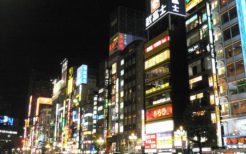 世界経済や日韓関係で大きく変化してきた歌舞伎町の韓国風俗