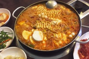生麺が辛ラーメンに負ける韓国。食材として幅広く活用