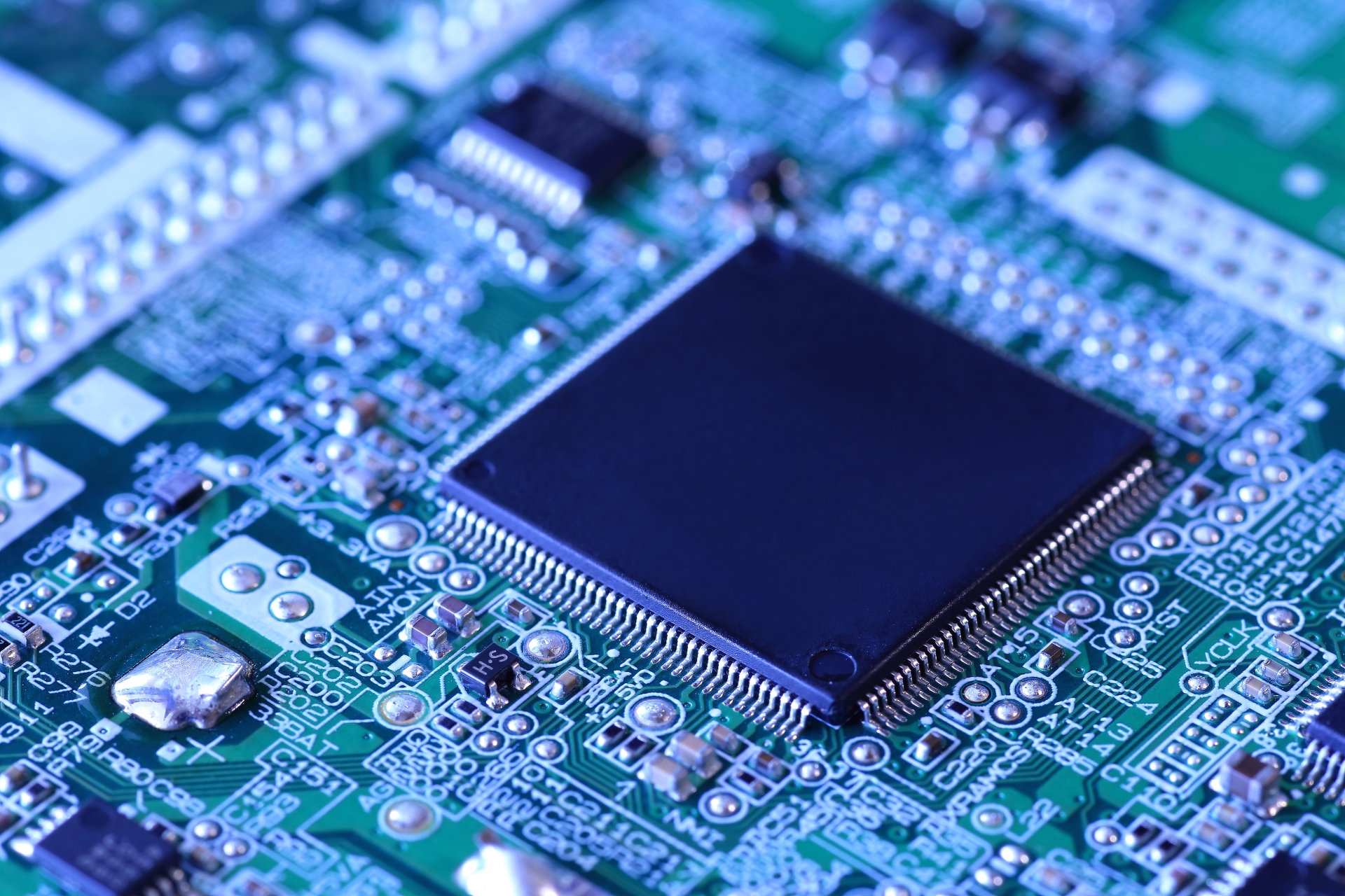 中国製造2025で半導体自給率を引き上げる動きが加速