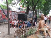 フィリピンで設置が続く慰安婦像 “韓国式”少女像も設置されるも2日で撤去（2/2）