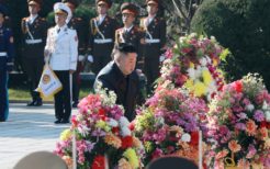 金正恩委員長が中国人民志願軍烈士陵園を訪問