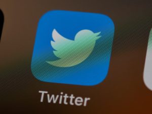 北朝鮮人が個人名でツイッターを始める