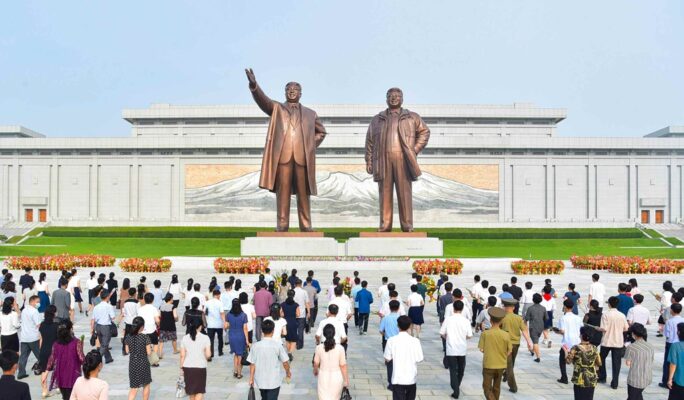 北朝鮮はインパクトある巨大建造物の宝庫