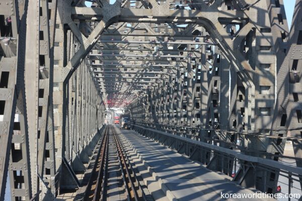 未入国・非接触・隔離なしで貨物車両を北朝鮮へ運搬