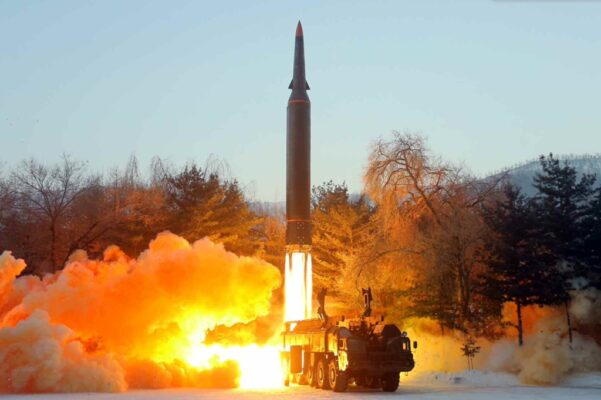 1月5日、北朝鮮が新型ミサイル発射実験