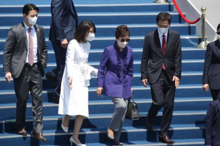 金建希夫人と朴槿恵元大統領