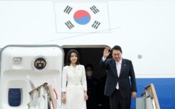 NATO首脳会議へ出発する錫悦大統領と金建希夫人