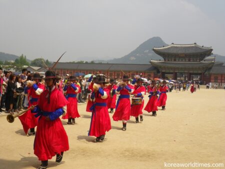 近年、盛んに復元が進む李氏朝鮮・大韓帝国時代の宮殿や建物
