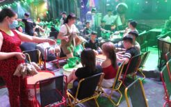 深夜まで賑わうホーチミンの歓楽街ブイビエン通り