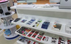 平壌のデジタル家電販売店