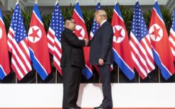 280px-Kim_and_Trump_shaking_hands_at_the_red_carpet_during_the_DPRK–USA_Singapore_Summit